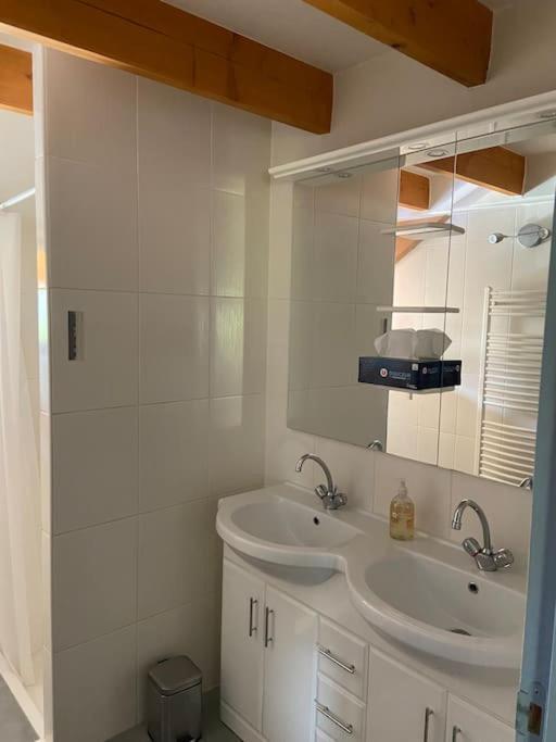 Appartement Familial A Crots Extérieur photo